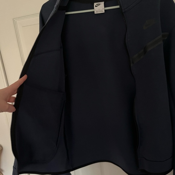 Nike Tech Dark Blue Full-Zip Jacket - Picture 5 of 8